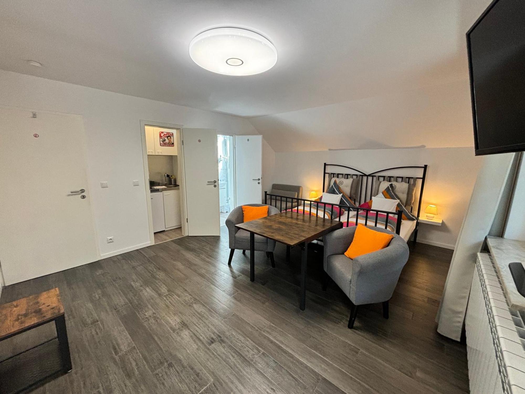 Haus Sonnenblick- Apartments Starnberg Quarto foto