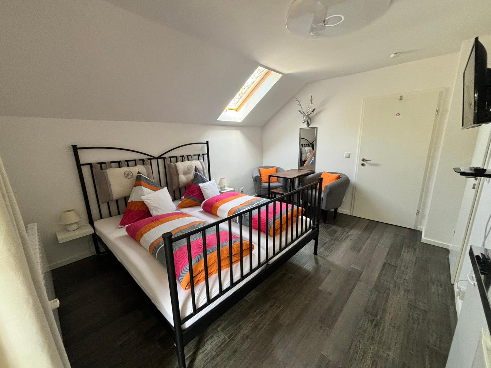 Haus Sonnenblick- Apartments Starnberg Quarto foto